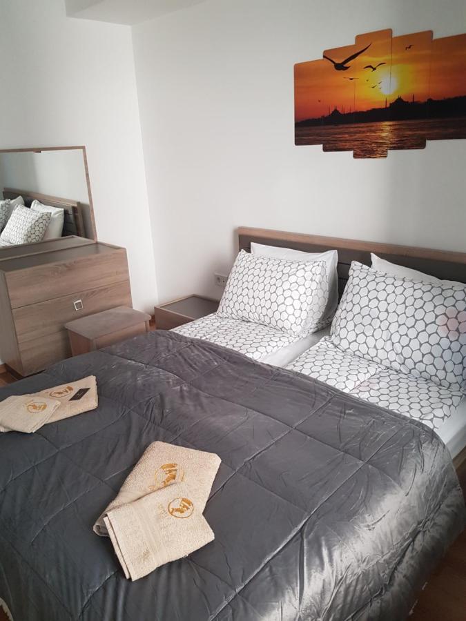 Luxury Apartment Nefertiti スコピエ エクステリア 写真
