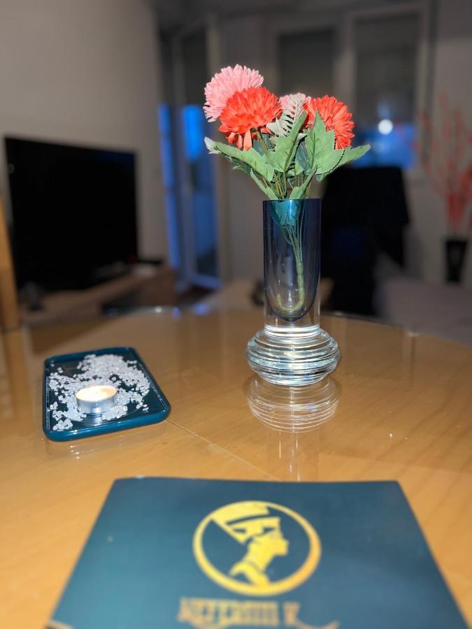 Luxury Apartment Nefertiti スコピエ エクステリア 写真